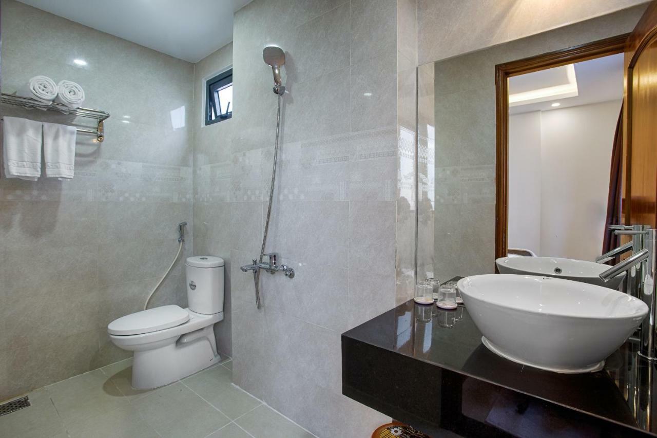 Sky Star Hotel Дананг Экстерьер фото