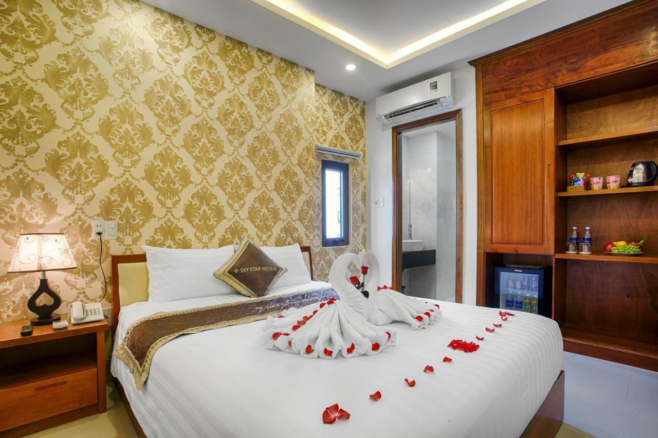 Sky Star Hotel Дананг Экстерьер фото